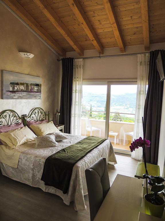 B&B Il Riccio Costermano Exterior photo